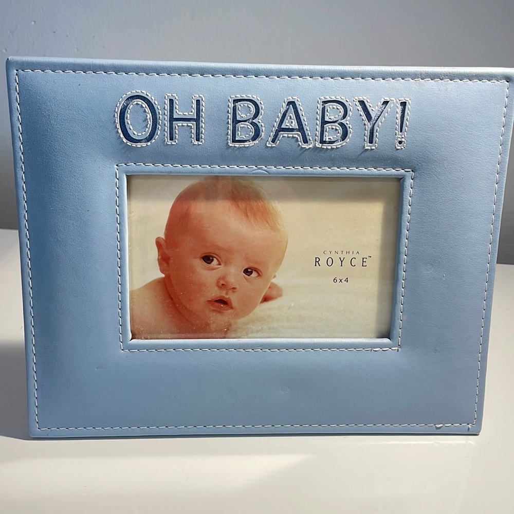 OH BABY! Picture Frame 6x4 light blue leather with white stitch detailing.